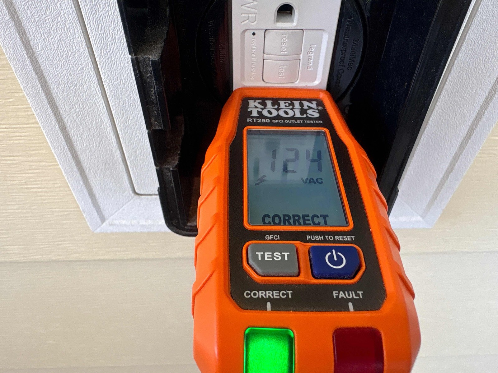 Weather-resistant 20-amp GFCI outlet installed in St. Petersburg home